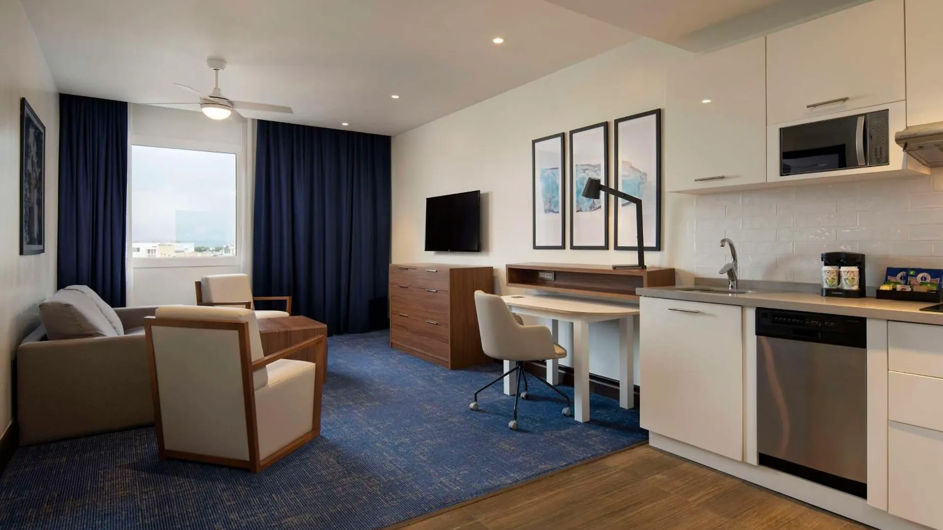 Homewood Suites By Hilton סנטו דומינגו 3*,  הרפובליקה הדומיניקנית