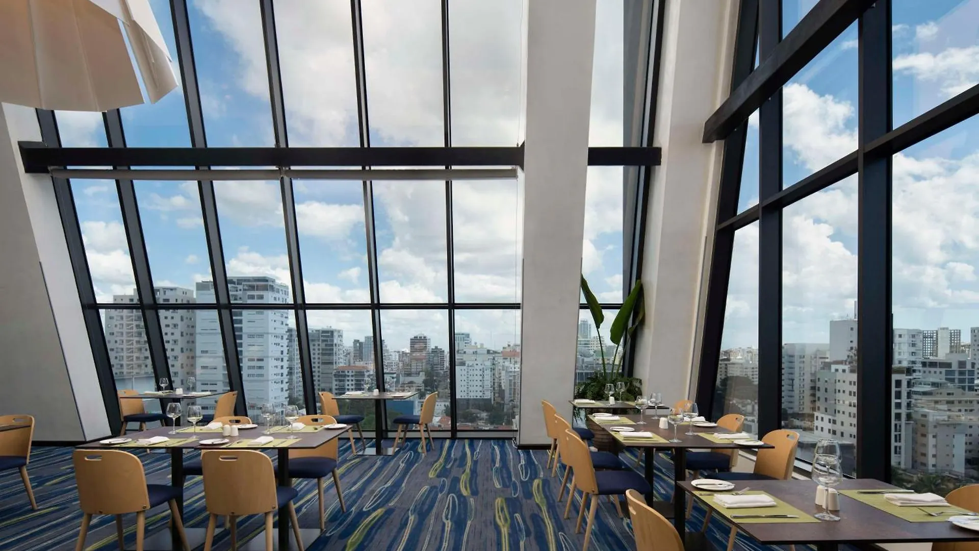 Homewood Suites By Hilton סנטו דומינגו מלון