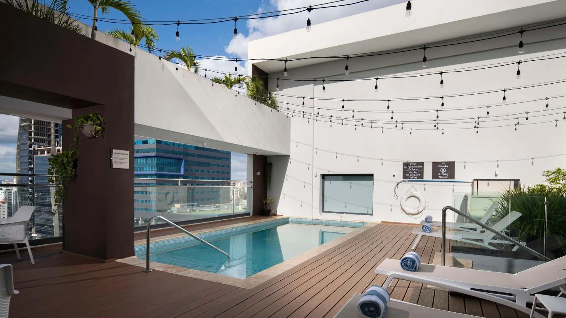 Homewood Suites By Hilton סנטו דומינגו מלון